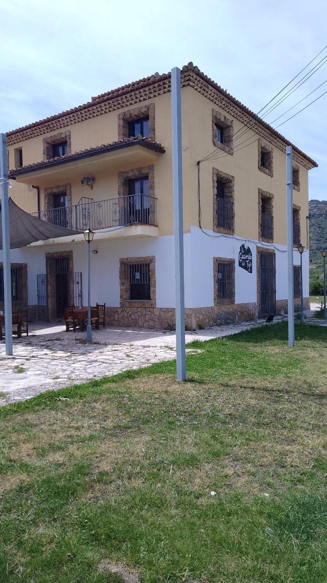 Eco Art Hotel Rural Tajo Peralejos de las Truchas Luaran gambar